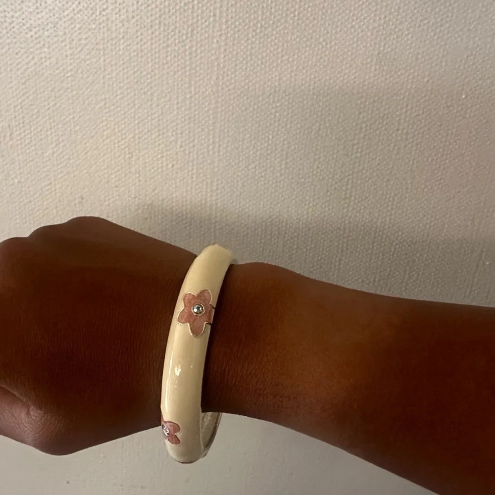 Bracelet ivory , pink flowers romantic, cottage feminine,prairie,victorian - Picture 6 of 8